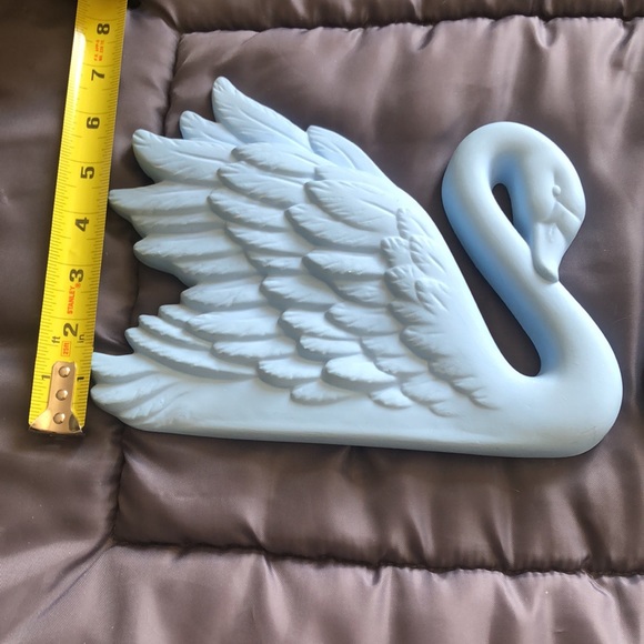 Vintage Chalkware blue swans - Picture 7 of 7